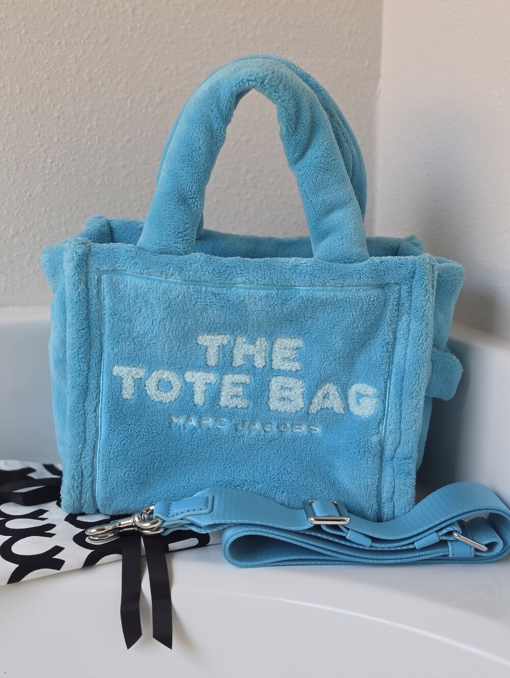 Marc Jacobs Pool Terry Tote - Picture 2 of 16